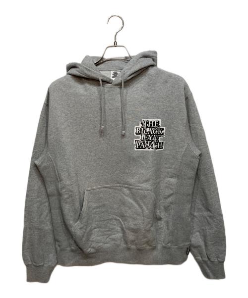 BlackEyePatch（ブラックアイパッチ）BlackEyePatch (ブラックアイパッチ) Torn OG Label Hoodie グレー サイズ:Mの古着・服飾アイテム