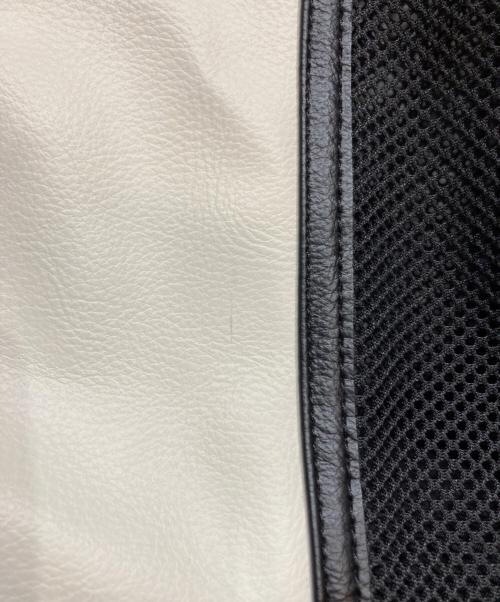 adidas（アディダス）adidas (アディダス) BLUE VERSION トートバッグ ホワイト×ブラックの古着・服飾アイテム