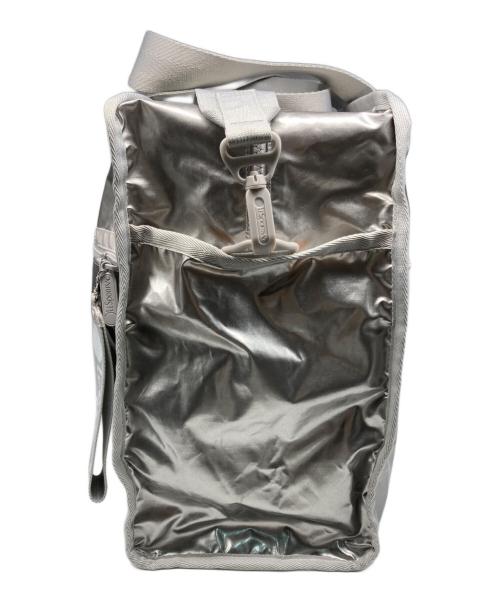 LeSportsac（レスポートサック）LeSportsac (レスポートサック) ひとりっぷ (ヒトリップ) ONE DAY CABIN シルバーの古着・服飾アイテム