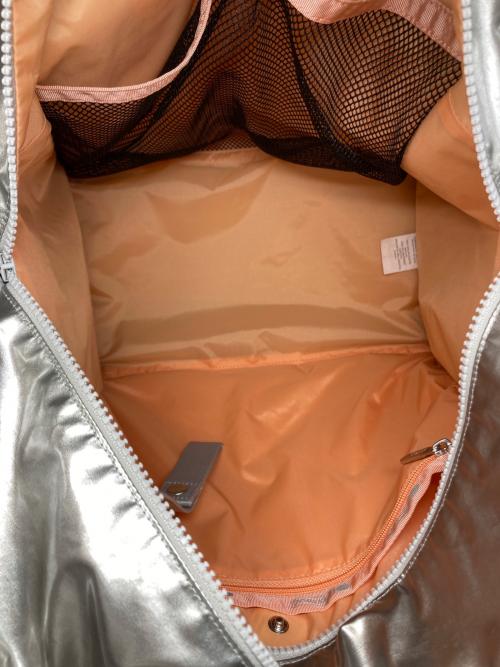 LeSportsac（レスポートサック）LeSportsac (レスポートサック) ひとりっぷ (ヒトリップ) ONE DAY CABIN シルバーの古着・服飾アイテム
