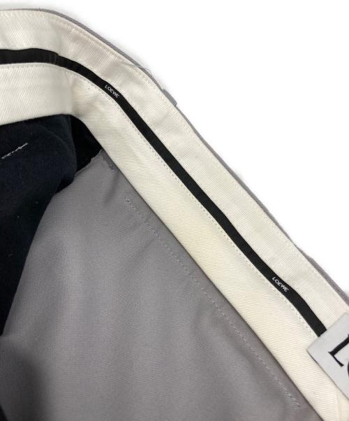 LOEWE（ロエベ）LOEWE (ロエベ) ロークロッチトラウザーズ パープル サイズ:46の古着・服飾アイテム