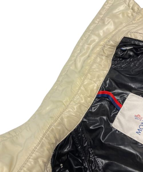 MONCLER（モンクレール）MONCLER (モンクレール) ナイロントレンチコート ベージュの古着・服飾アイテム