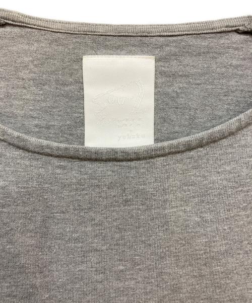 yohaku（ヨハク）yohaku (ヨハク) わざわざパン屋のTシャツ グレー サイズ:1の古着・服飾アイテム