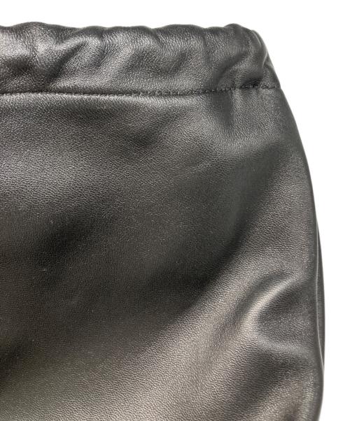 CELERI（セルリ）CELERI (セルリ) Medium Pouch クラッチ ブラックの古着・服飾アイテム