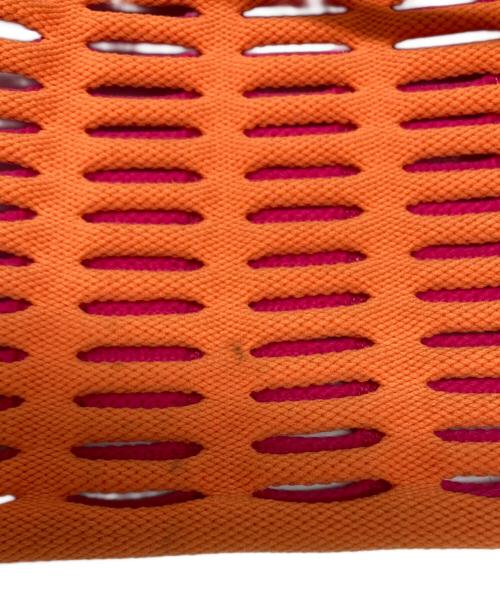 GOOD GOODS ISSEY MIYAKE（グッドグッズ イッセイミヤケ）GOOD GOODS ISSEY MIYAKE (グッドグッズ イッセイミヤケ) MOKKO FLAP POUCH オレンジの古着・服飾アイテム