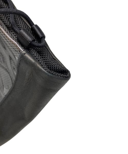 YOHJI YAMAMOTO（ヨウジヤマモト）YOHJI YAMAMOTO (ヨウジヤマモト) GARMENT LEATHER BOTTLE SACOCHE ブラックの古着・服飾アイテム