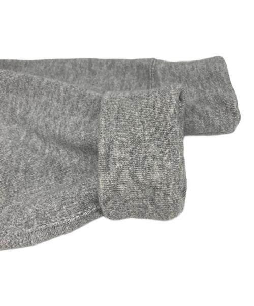 PLAY COMME des GARCONS（プレイコムデギャルソン）PLAY COMME des GARCONS (プレイコムデギャルソン) ハートワッペンジップパーカー グレー サイズ:Mの古着・服飾アイテム