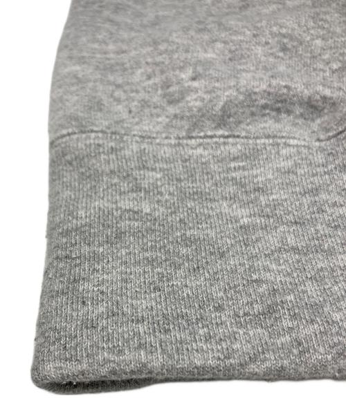 PLAY COMME des GARCONS（プレイコムデギャルソン）PLAY COMME des GARCONS (プレイコムデギャルソン) ハートワッペンジップパーカー グレー サイズ:Mの古着・服飾アイテム