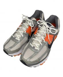 NIKE（ナイキ）の古着「ZOOM VOMERO 5」｜グレー