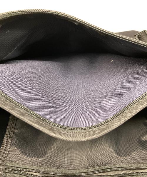 Engineered Garments（エンジニアド ガーメンツ）Engineered Garments Manhattan Portage (マンハッタンポーテージ) Pilgrim Surf+Supply (ピルグリム サーフサプライ) トリプルコラボ メッセンジャーバッグ ネイビーの古着・服飾アイテム