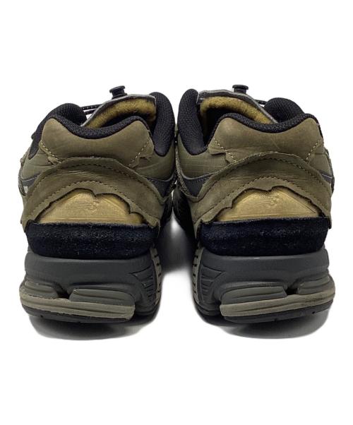 NEW BALANCE（ニューバランス）NEW BALANCE (ニューバランス) M2002RDN KHAKI オリーブ サイズ:26.5ｃｍの古着・服飾アイテム