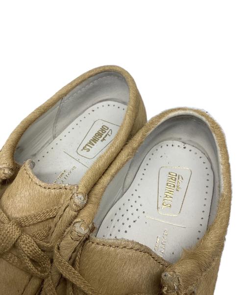 CLARKS（クラークス）CLARKS (クラークス) BEAUTY&YOUTH (ビューティーアンドユース) ワラビーシューズ ベージュ サイズ:25.5ｃｍの古着・服飾アイテム