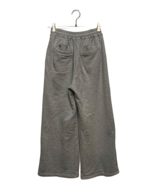 CLANE（クラネ）CLANE (クラネ) LOGO SWEAT TUCK WIDE PANTS グレーの古着・服飾アイテム