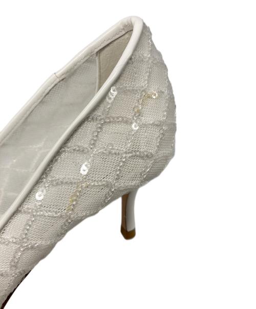 Roger Vivier（ロジェ ヴィヴィエ）Roger Vivier (ロジェ ヴィヴィエ) ヒールパンプス ホワイト サイズ:35の古着・服飾アイテム