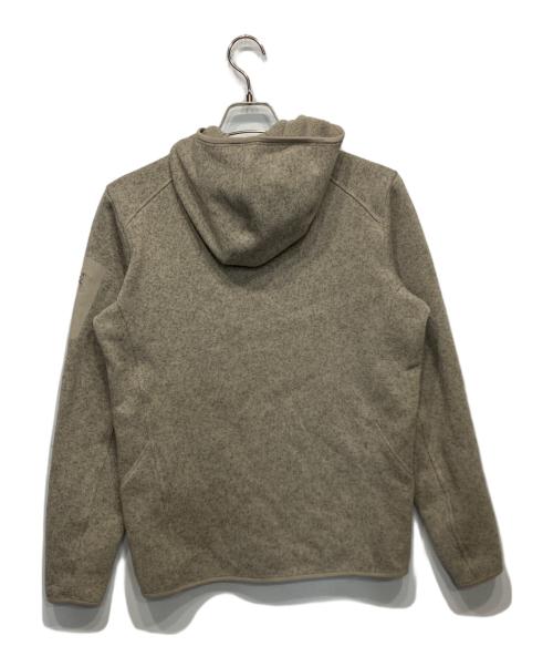 ARC'TERYX（アークテリクス）ARC'TERYX (アークテリクス) COVERT HOODY ベージュ サイズ:Sの古着・服飾アイテム