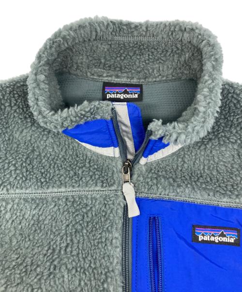 Patagonia（パタゴニア）Patagonia (パタゴニア) CLASSIC RETRO-X FLEECE VEST グレー×ブルー サイズ:Ｍの古着・服飾アイテム