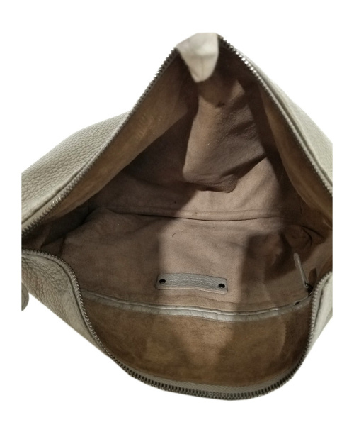 BOTTEGA VENETA（ボッテガベネタ）BOTTEGA VENETA (ボッテガヴェネタ) ワンショルダーバッグ ライトグレー チェルボ B07226154Sの古着・服飾アイテム