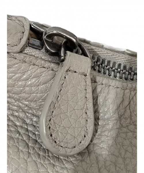 BOTTEGA VENETA（ボッテガベネタ）BOTTEGA VENETA (ボッテガヴェネタ) ワンショルダーバッグ ライトグレー チェルボ B07226154Sの古着・服飾アイテム