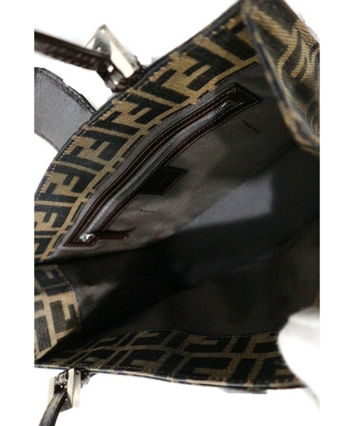 FENDI（フェンディ）FENDI (フェンディ) ズッカ柄トートバッグ ブラウン 0915808 1 002の古着・服飾アイテム