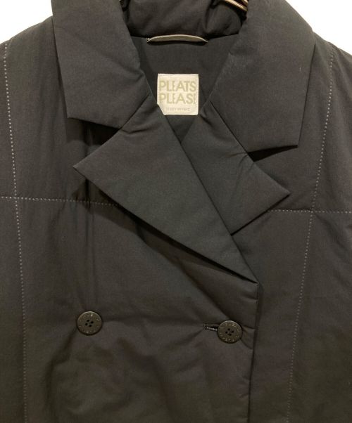 PLEATS PLEASE（プリーツプリーズ）PLEATS PLEASE (プリーツプリーズ) ショートパデットコート ブラック サイズ:3の古着・服飾アイテム