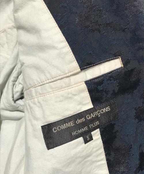 COMME des GARCONS HOMME PLUS（コムデギャルソンオムプリュス）COMME des GARCONS HOMME PLUS (コムデギャルソンオムプリュス) ジャガードテーラードジャケット ネイビー サイズ:Sの古着・服飾アイテム