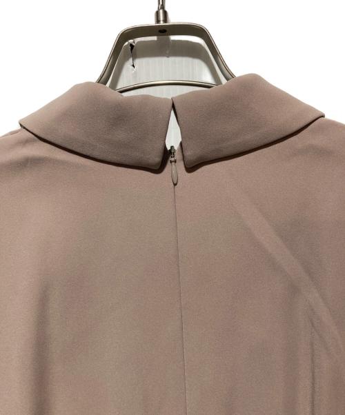 anuans（アニュアンス）anuans (アニュアンス) ダブルサテンテーラードフレアワンピース ブラウン サイズ:S 未使用品の古着・服飾アイテム