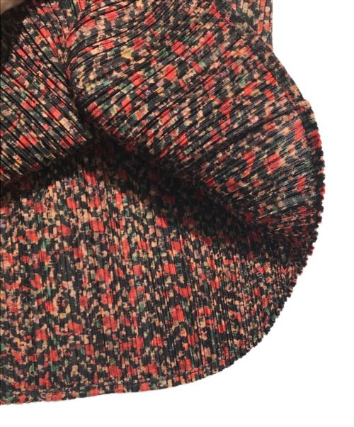 PLEATS PLEASE（プリーツプリーズ）PLEATS PLEASE (プリーツプリーズ) 総柄プリーツスカート レッド サイズ:2の古着・服飾アイテム