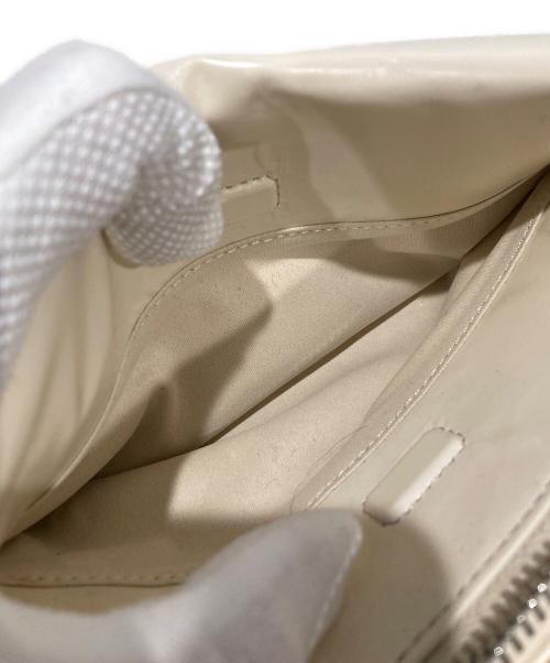 osoi（オソイ）OSOI (オソイ) ミニハンドバッグ アイボリーの古着・服飾アイテム