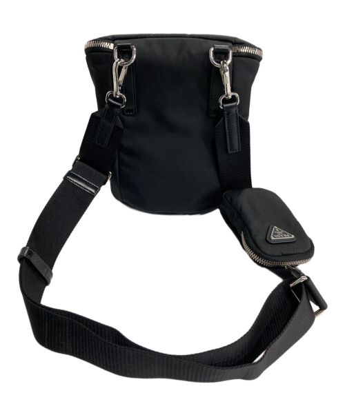 PRADA（プラダ）PRADA (プラダ) Re-Nylon リナイロン Xレザー トライアングル ショルダーバッグ ブラックの古着・服飾アイテム