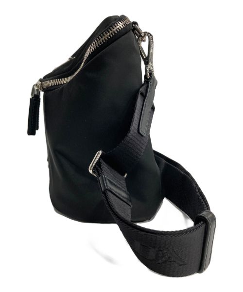 PRADA（プラダ）PRADA (プラダ) Re-Nylon リナイロン Xレザー トライアングル ショルダーバッグ ブラックの古着・服飾アイテム