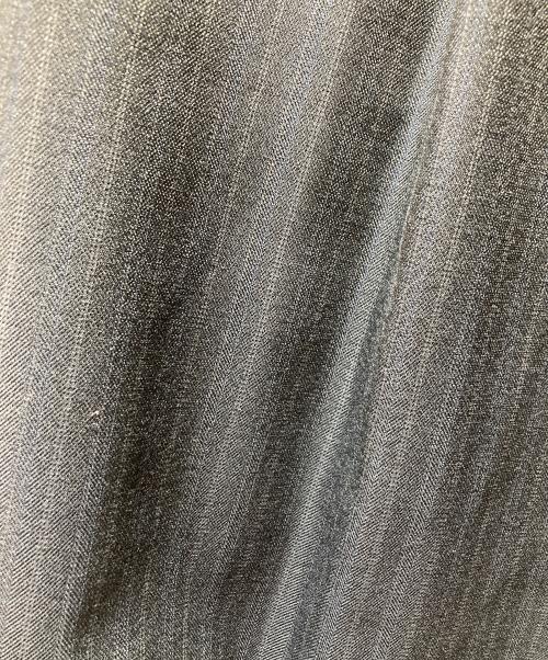 KOLOR（カラー）KOLOR (カラー) ウール ポリエステル タック テーパード ピンストライプ スラックス パンツ ネイビー×ブルー サイズ:1の古着・服飾アイテム