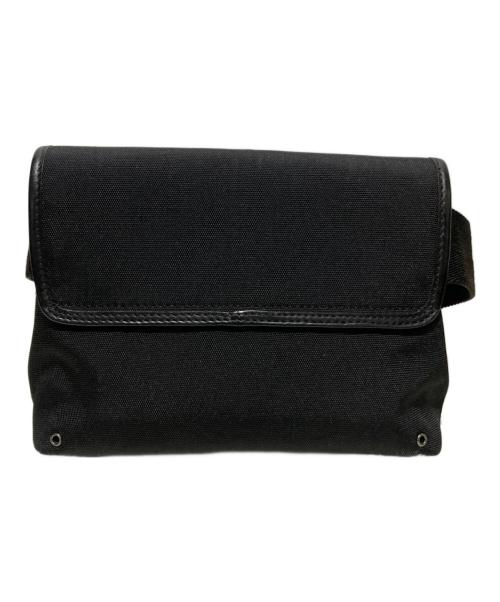 GUCCI（グッチ）GUCCI (グッチ) GGキャンバスウエストバッグ ブラックの古着・服飾アイテム