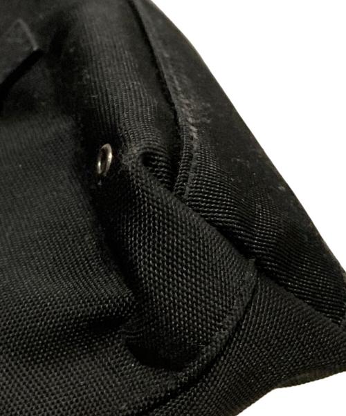 GUCCI（グッチ）GUCCI (グッチ) GGキャンバスウエストバッグ ブラックの古着・服飾アイテム