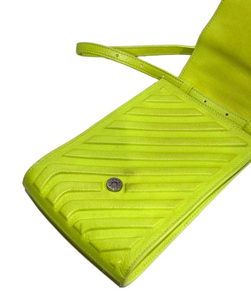 BALENCIAGA（バレンシアガ）BALENCIAGA (バレンシアガ) Car Phone Holder/カーフォンフォルダー イエローの古着・服飾アイテム