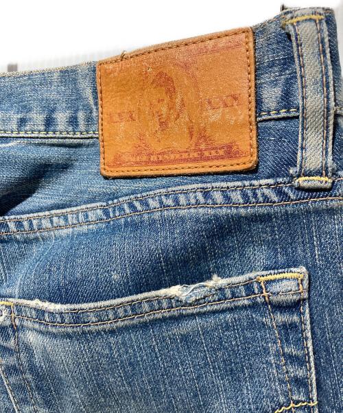 Hysteric Glamour（ヒステリックグラマー）Hysteric Glamour (ヒステリックグラマー) デストロイオールモンスターズデニムパンツ インディゴ サイズ:32の古着・服飾アイテム