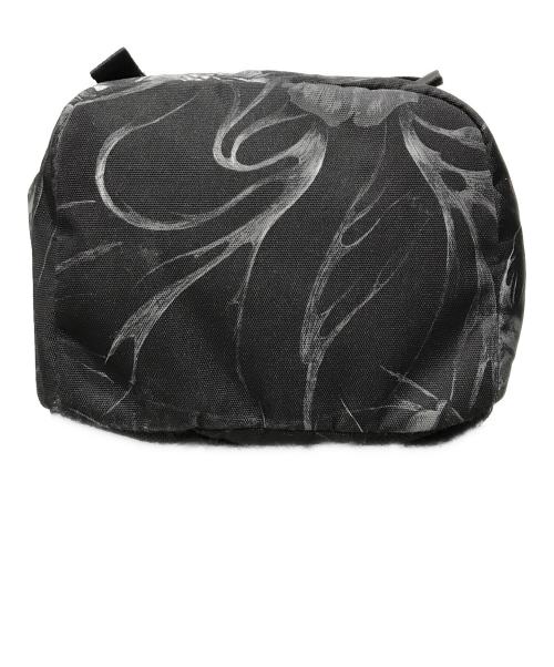 Yohji Yamamoto pour homme（ヨウジヤマモト プールオム）Yohji Yamamoto pour homme (ヨウジヤマモト プールオム) New Era (ニューエラ) SKULL&ROSE PRINT RUCKSACK ブラックの古着・服飾アイテム