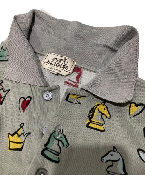 HERMES（エルメス）HERMES (エルメス) チェスモチーフポロシャツ グレー サイズ:Lの古着・服飾アイテム