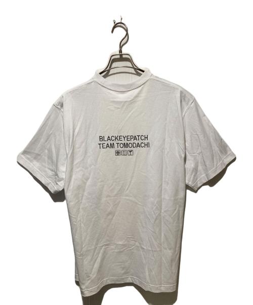 THE BLACK EYE PATCH（ブラックアイパッチ）THE BLACK EYE PATCH (ブラックアイパッチ) TEAM TOMODACHI チーム 友達 Tシャツ シルバー×ホワイト サイズ:Lの古着・服飾アイテム