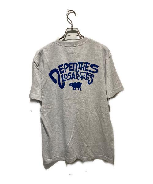 Unlikely（アンライクリー）Unlikely (アンライクリー) NEPENTHES (ネペンテス) ICON POCKET T-SHIRT グレー サイズ:Mの古着・服飾アイテム