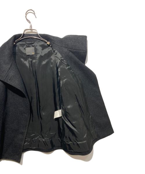 FENDI（フェンディ）FENDI (フェンディ) ウール ショートコート ブラック サイズ:42の古着・服飾アイテム