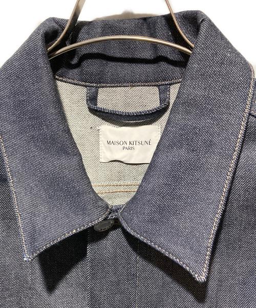 maison kitsune（メゾンキツネ）maison kitsune (メゾンキツネ) デニムトラッカージャケット インディゴ サイズ:Lの古着・服飾アイテム