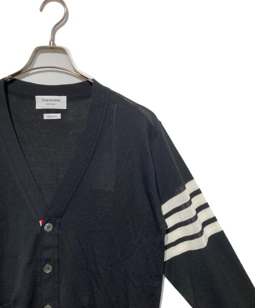 Thom Browne（トムブラウン）Thom Browne (トムブラウン) ウールクラシック4BAR Vネックカーディガン ブラック サイズ:２の古着・服飾アイテム
