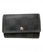 LOUIS VUITTONルイ ヴィトン）の古着「ダミエ・グラフィット ミュルティクレ6」｜グレー