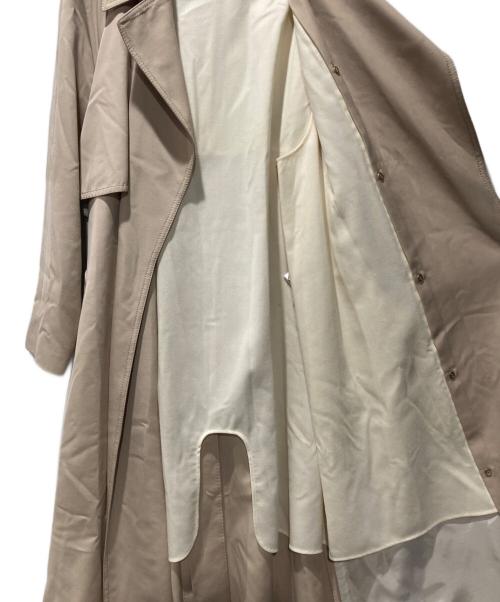 TOMORROW LAND（トゥモローランド）TOMORROW LAND (トゥモローランド) ウールギャバジン ガウンコート ベージュ サイズ:36の古着・服飾アイテム