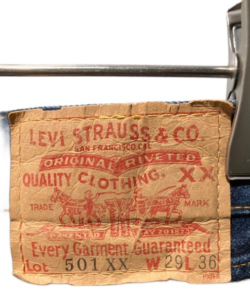LEVI'S（リーバイス）LEVI'S (リーバイス) 501XXデニムパンツ インディゴ サイズ:W29×L36の古着・服飾アイテム