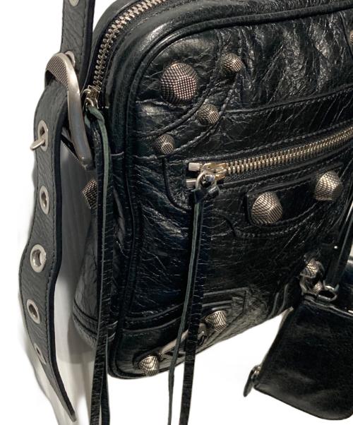 BALENCIAGA（バレンシアガ）BALENCIAGA (バレンシアガ) LE CAGOLE クロスボディバッグ ブラックの古着・服飾アイテム