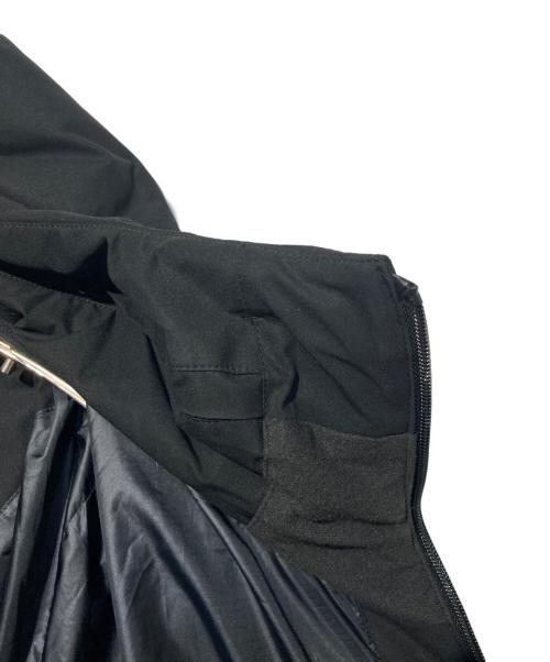 DESCENTE ALLTERRAIN（デザイント オルテライン）DESCENTE ALLTERRAIN (デザイント オルテライン) MOUNTAINEER MIZUSAWA DOWN JACKET ブラックの古着・服飾アイテム