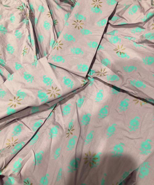 mala KALANCHOE（マーラ カランコエ）mala KALANCHOE (マーラ カランコエ) Organic Poplin Block Print Kaftan Dress パープル サイズ:Ｓの古着・服飾アイテム