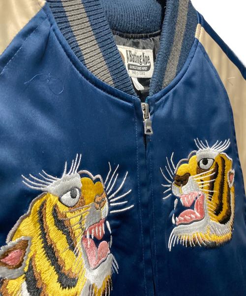 A BATHING APE（ア ベイシング エイプ）A BATHING APE (ア ベイシング エイプ) TIGER SOUVENIR JACKET ネイビー サイズ:Lの古着・服飾アイテム