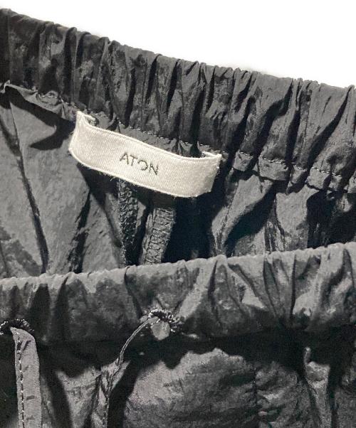 ATON（エイトン）ATON (エイトン) ハンドダイナイロンパンツ ブラック サイズ:4の古着・服飾アイテム